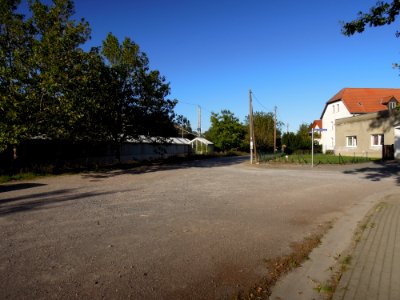 Bahnhof bzw. Haltepunkt Radis mit Überdachung Fußgängertunnel im September 2019b