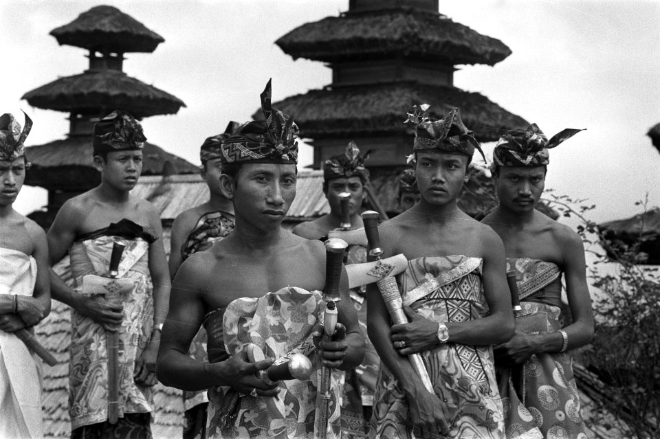 Bali (Indonesie), ceremonie op tempel van Besakih (Bali), Bestanddeelnr 924-9210