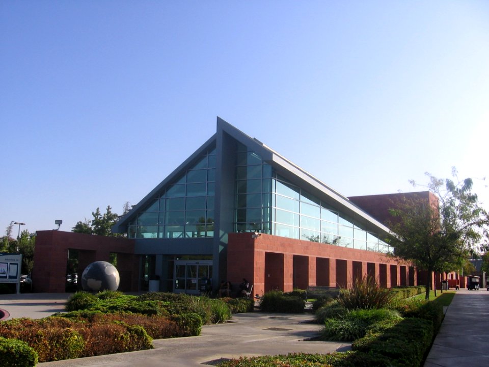 Bakersfield Station 2054 08
