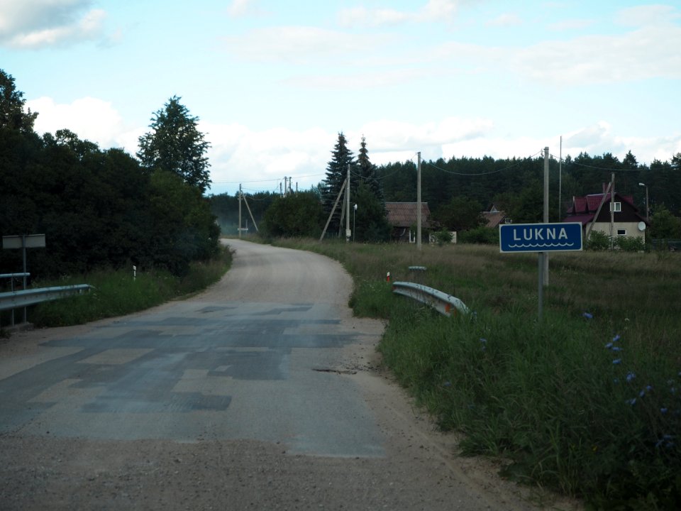 Bakieriškės, bridge over Lukna