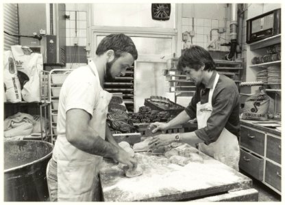 Bakkers van Van Vessem Kleverparkweg 10, NL-HlmNHA 54015511