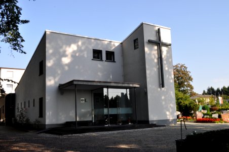 Bad Homburg, Evangelischer Friedhof, Saalburgstraße, neue Trauerhalle