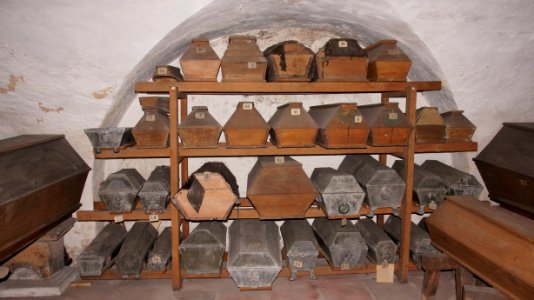 Bad Homburg vor der Höhe, Schloss, Gruft, Kindergräber