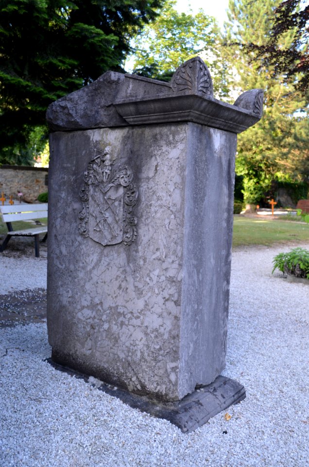Bad Homburg, Protestantischer Friedhof, Grab Armbrüster (1)