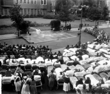 Balletvoorstelling voor patienten Wilhelmina Gasthuis, Bestanddeelnr 905-2538