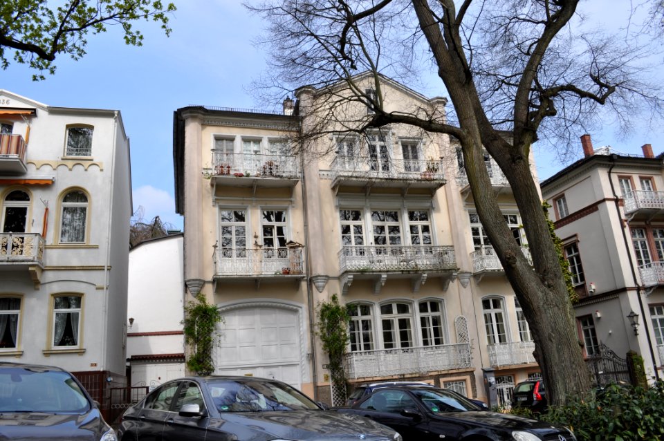 Bad Homburg, Schwedenpfad 16