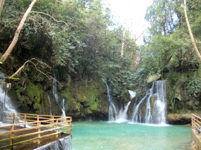 Baakline Waterfalls and river 01