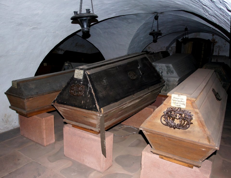 Bad Homburg vor der Höhe, Schloss, Gruft, Magdalena zu Solms-Braunfels (Frau von Prinz Viktor Amadeus von Anhalt-Bernburg-Schaumburg-Hoym)