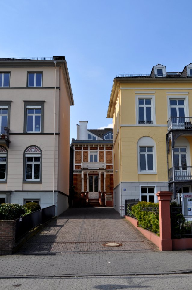 Bad Homburg, Kaiser-Friedrich-Promenade 61b