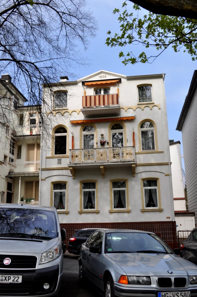 Bad Homburg, Schwedenpfad 14