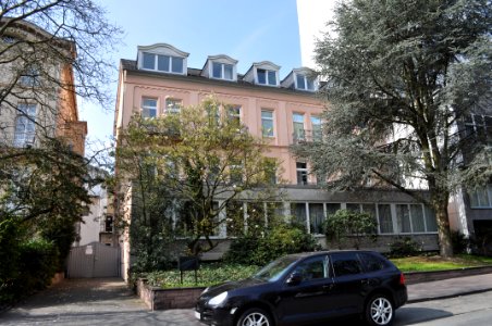 Bad Homburg, Kaiser-Friedrich-Promenade 49-51