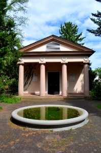 Bad Homburg, Gustavsgarten, Tempel