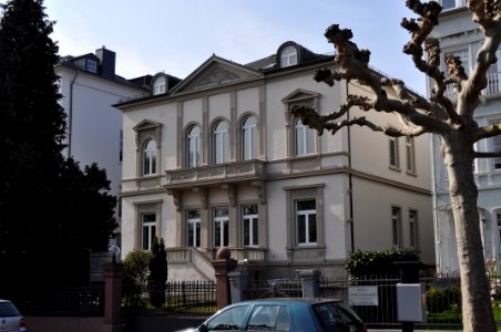 Bad Homburg, Kaiser-Friedrich-Promenade 43