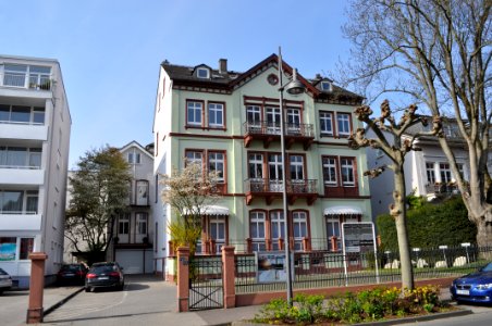 Bad Homburg, Kaiser-Friedrich-Promenade 27-29