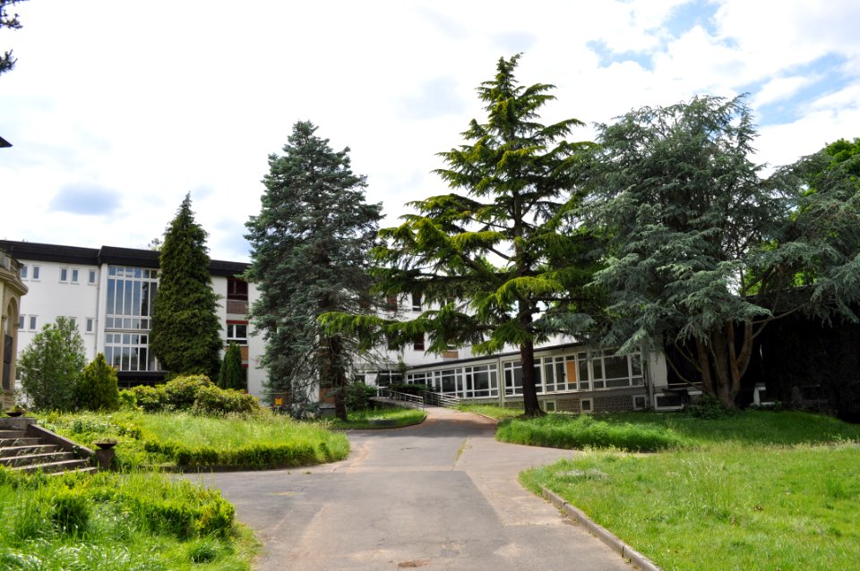 Bad Homburg, Gustavsgarten, alte Klinikgebäude