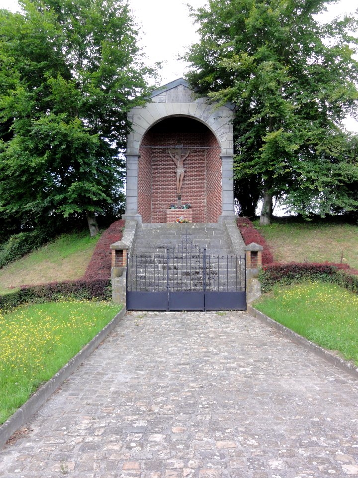 Bachant (Nord, Fr) oratoire-calvaire