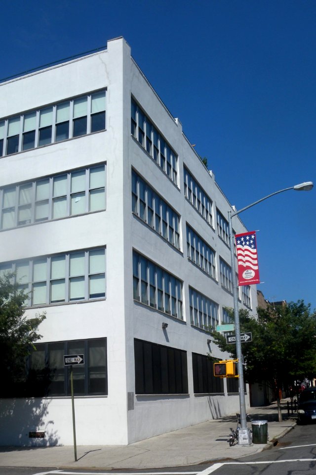 Bachlt Sch for Global Edu 36 Av 35 St sun jeh