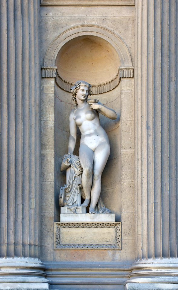 Bacchante Schoenewerk 1859 niche Cour Carrée Louvre