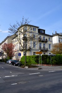 Bad Homburg, Kaiser-Friedrich-Promenade 83