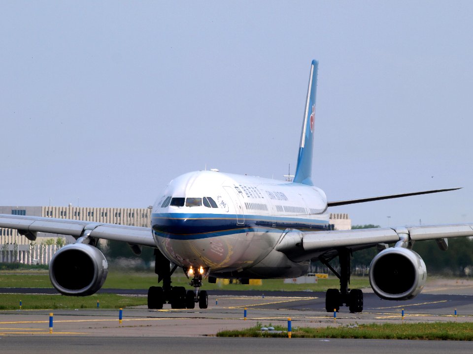 B-6502 China Southern Airlines Airbus A330-344
