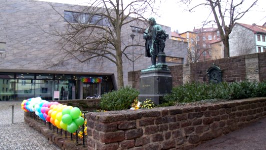 Bach Denkmal in Eisenach zum 330.Jahrestag seines Geburtstags