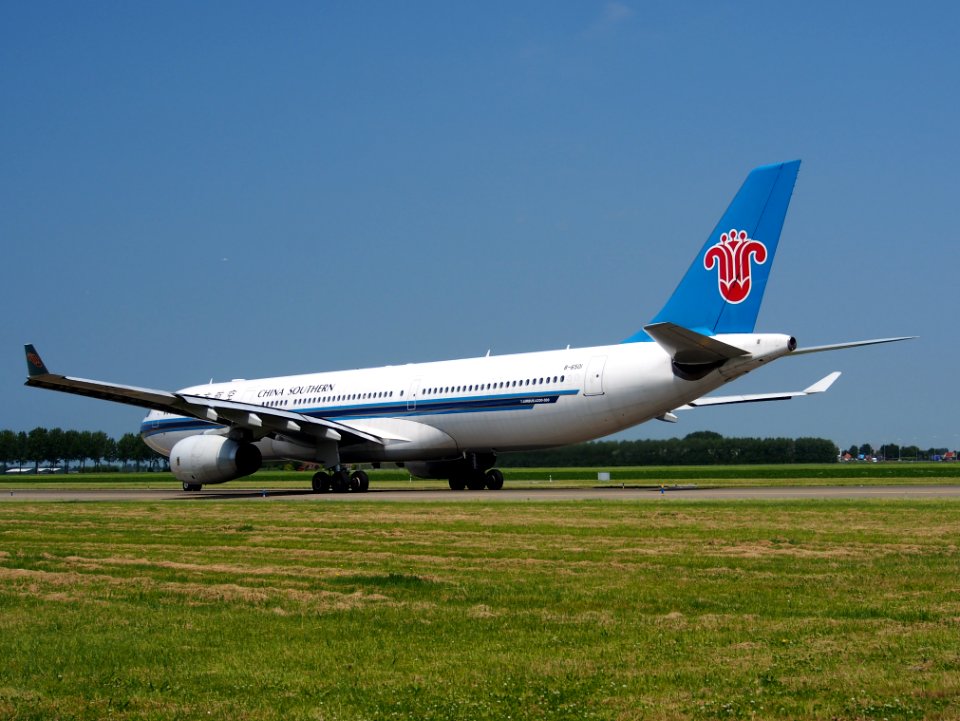 B-6501 Airbus A330-343E from China Southern Airlines pic4