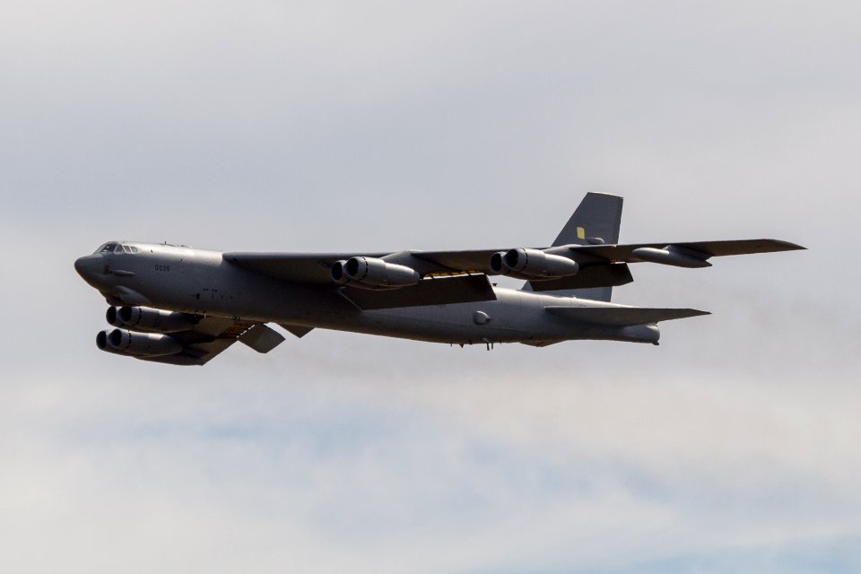 B-52 Takeoff Tinker 02