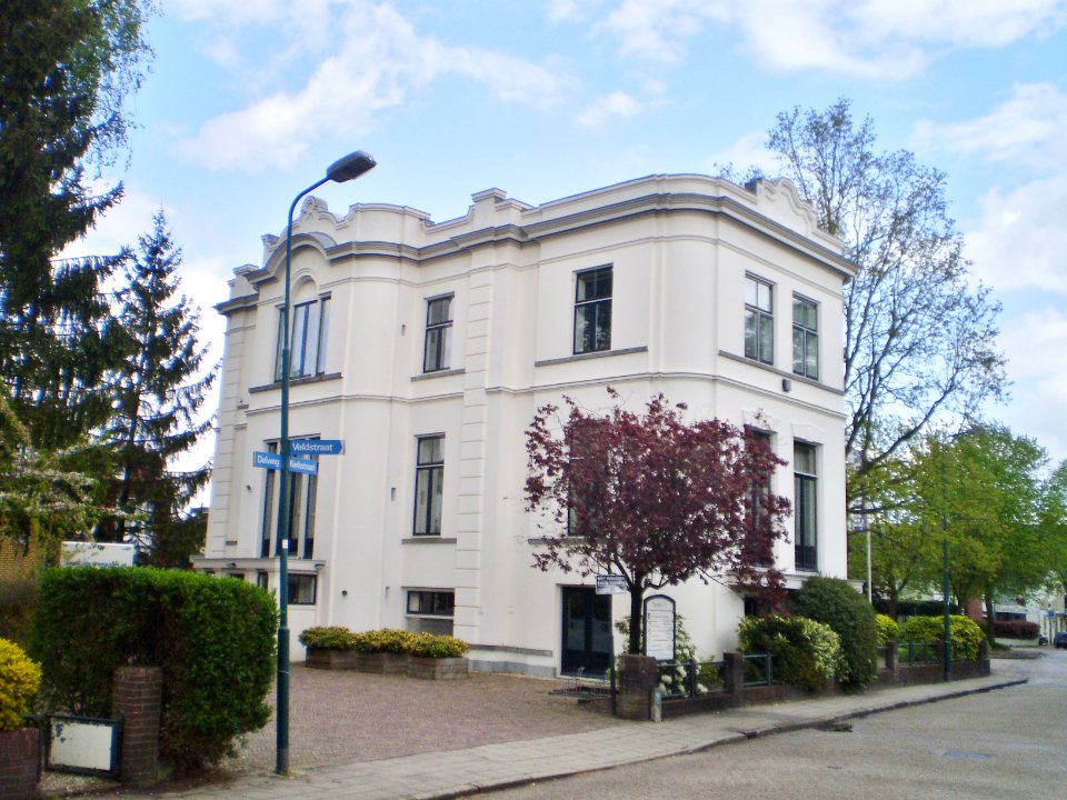 Baarn Veltheim achter