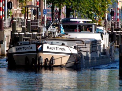 Babytonga, ENI 02319054 at the Westerkanaalsluis, Houtmankade, Amsterdam, pic1