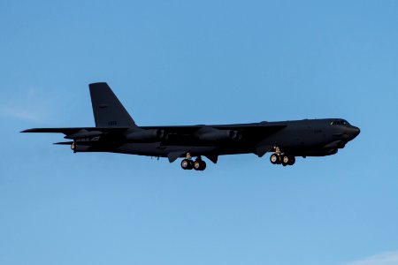 B-52 Tinker Approach 01