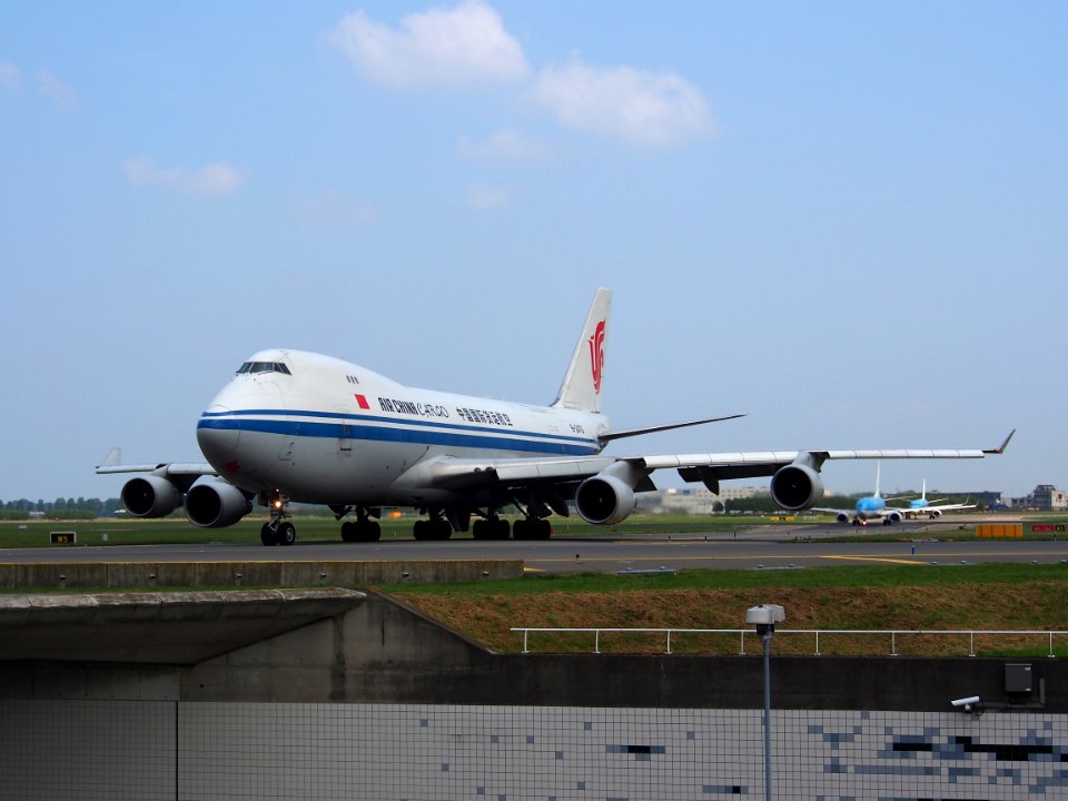 B-2476 Air China Cargo Boeing 747-4FTF pic3b