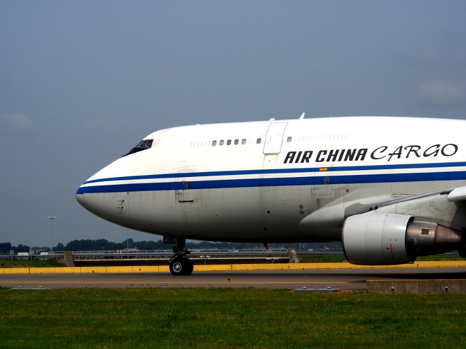 B-2460 Air China Cargo Boeing 747-4J6(BCF) - cn 24348 taxiing 14july2013 pic-012