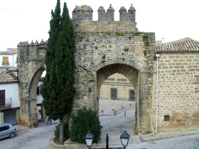 Baeza - Puerta de Jaén y Arco de Villalar 4