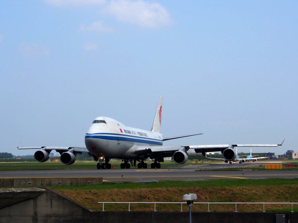 B-2476 Air China Cargo Boeing 747-4FTF pic3