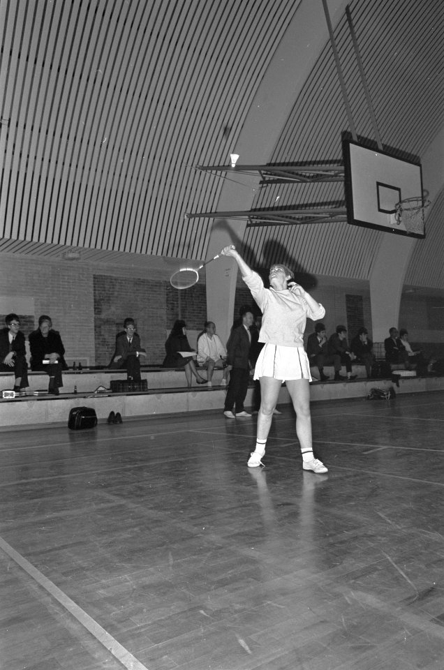 Badminton, Agnes Geene in aktie te Amsterdam, Bestanddeelnr 920-2338