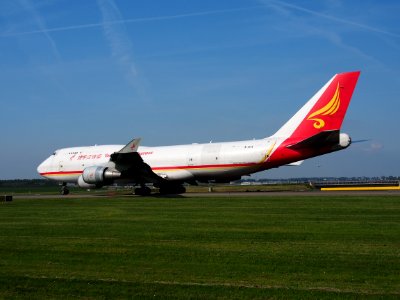 B-2435 Yangtze River Express Boeing 747 taxiing at Schiphol (AMS - EHAM), The Netherlands, 17may2014, pic-5