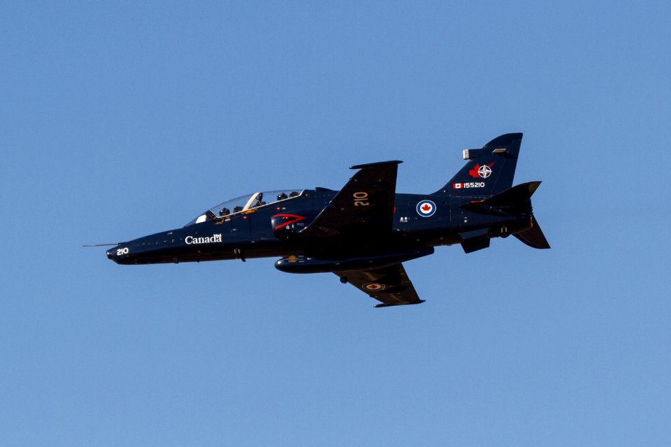 BAE Hawk CT-155 Alliance Air Show 2014 05