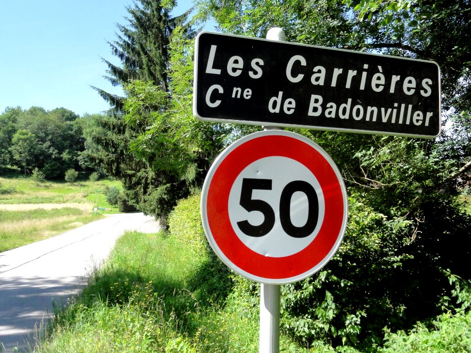 Badonviller (M-et-M) city limit sign Les Carrières