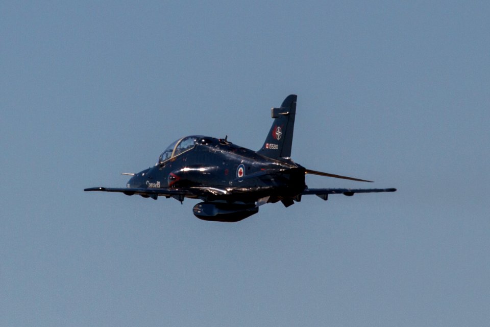 BAE Hawk CT-155 Alliance Air Show 2014 02