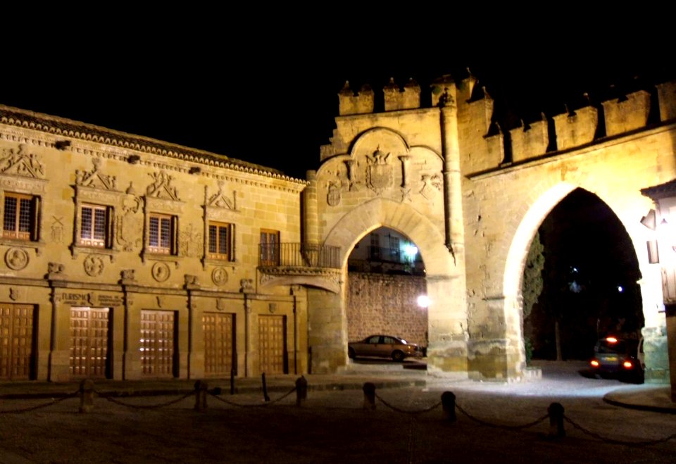 Baeza - Puerta de Jaén y Arco de Villalar 5
