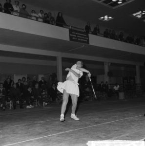Badmintonkampioenschappen te Utrecht. Agnes Geene in aktie tweede, Bestanddeelnr 915-8513