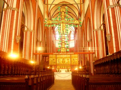 Bad Doberan Münster Innen Kreuzaltar Jesusseite 2