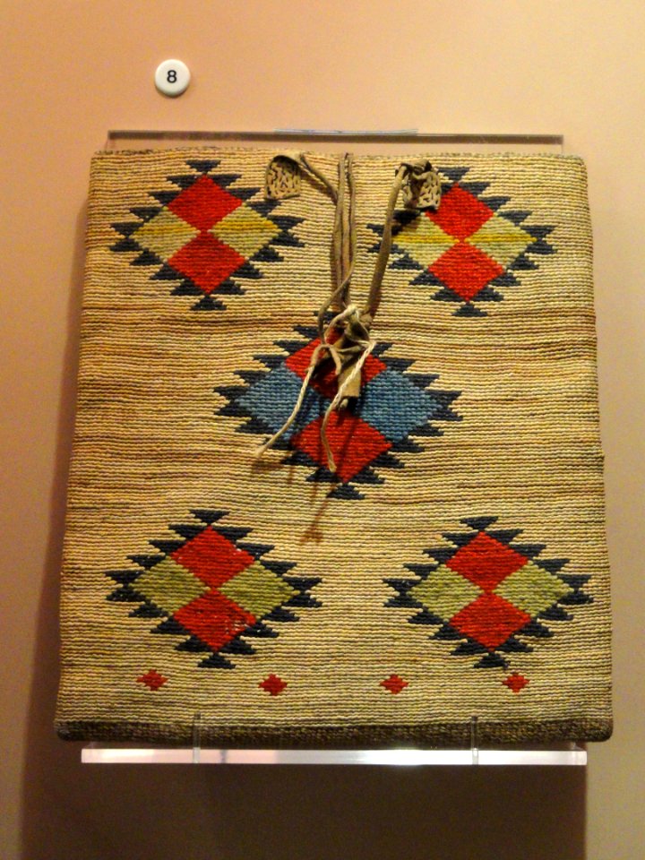 Bag, Yakima, acquired 1908 - Native American collection - Peabody Museum, Harvard University - DSC05573