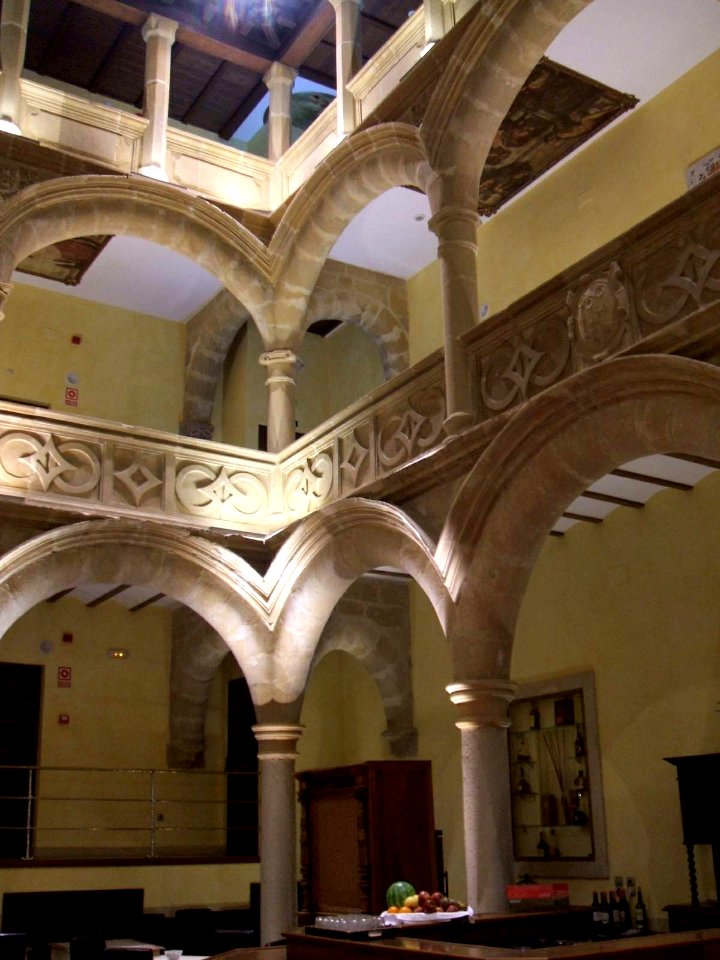 Baeza - Hotel Palacio de los Salcedo, patio 13