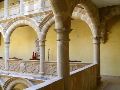 Baeza - Hotel Palacio de los Salcedo, patio 15