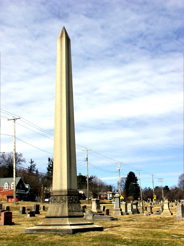 Baeuerlein obelisk, Mount Royal Cemetery, 2015-03-22, 01