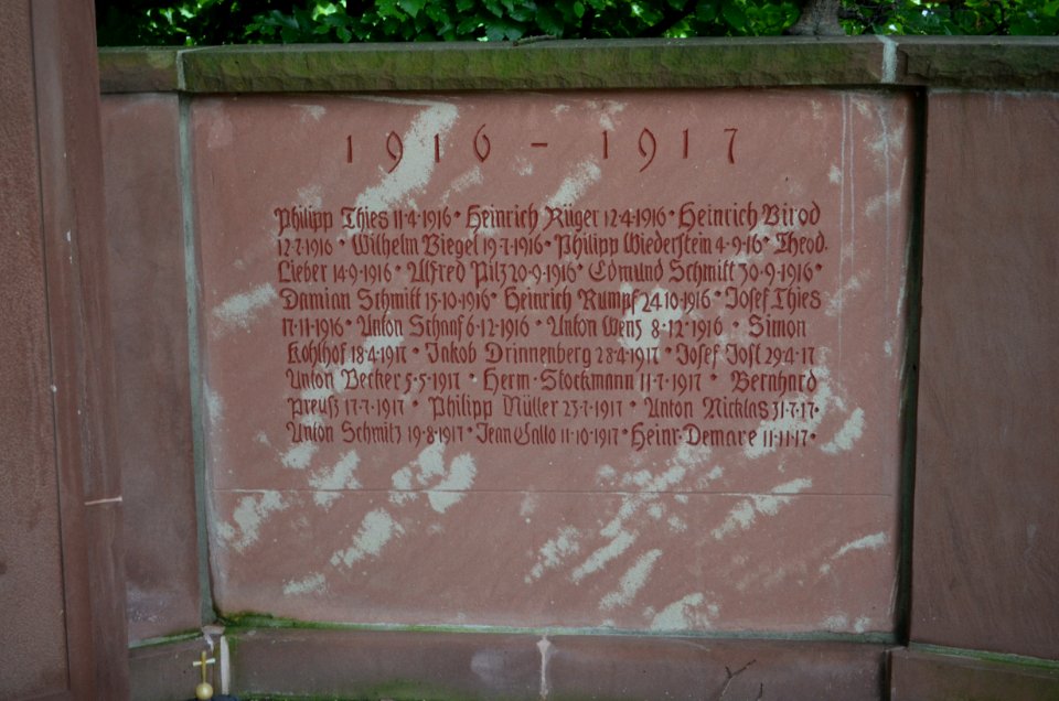 Bad Camberg, Friedhof, Kriegerdenkmal (4)