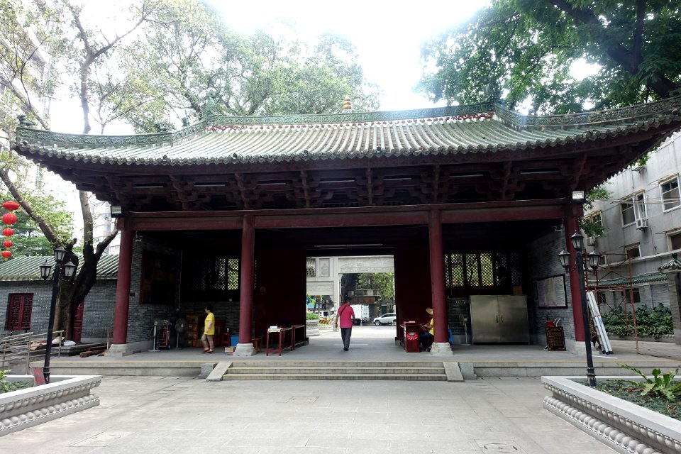 Back of Shanmen, Haichuang Temple