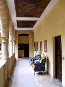 Baeza - Hotel Palacio de los Salcedo, patio 04