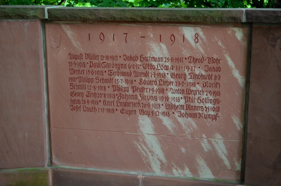 Bad Camberg, Friedhof, Kriegerdenkmal (5)
